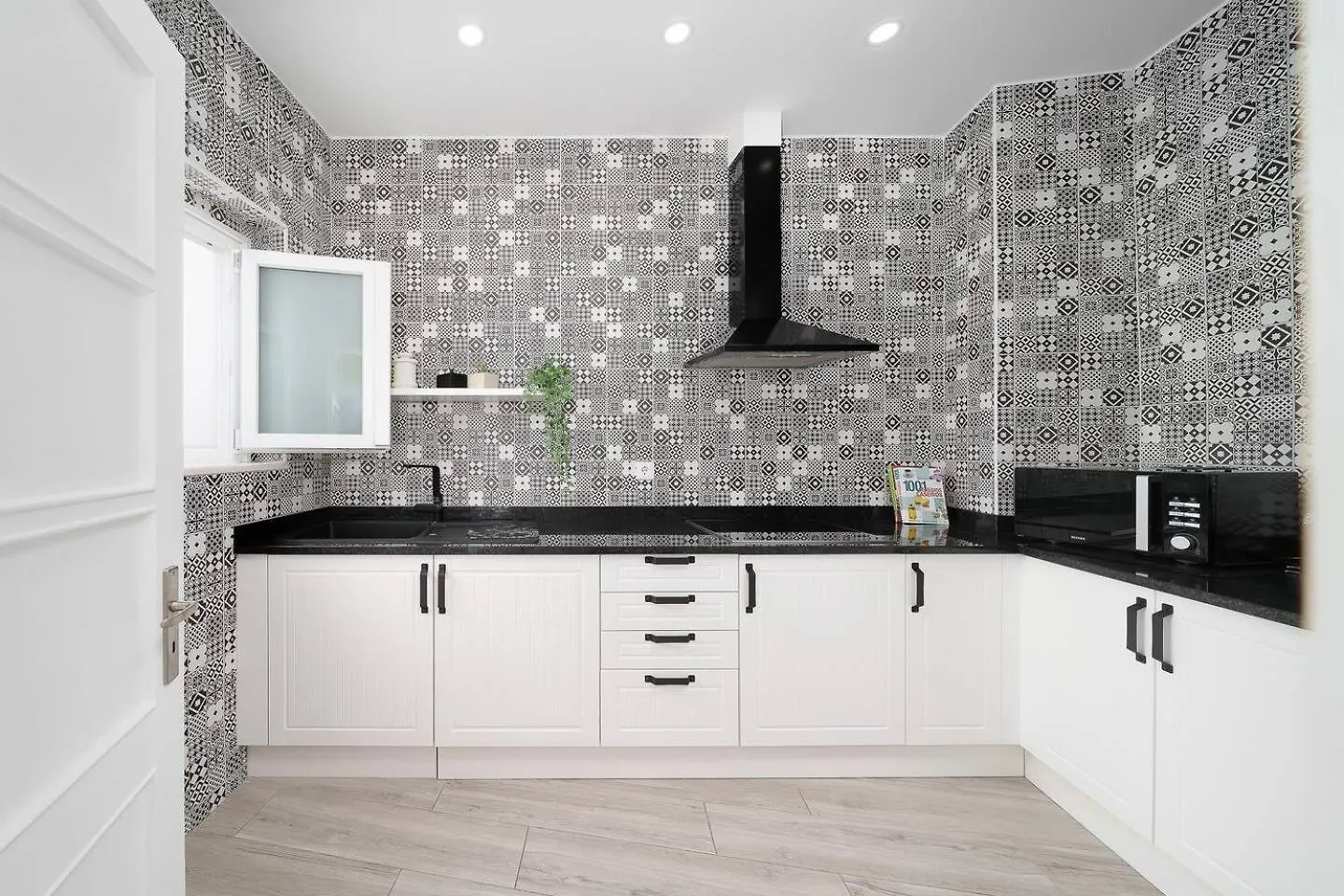 Spacious Stylish Apartment Portimao